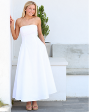 Load image into Gallery viewer, The Favorite Linen Dress